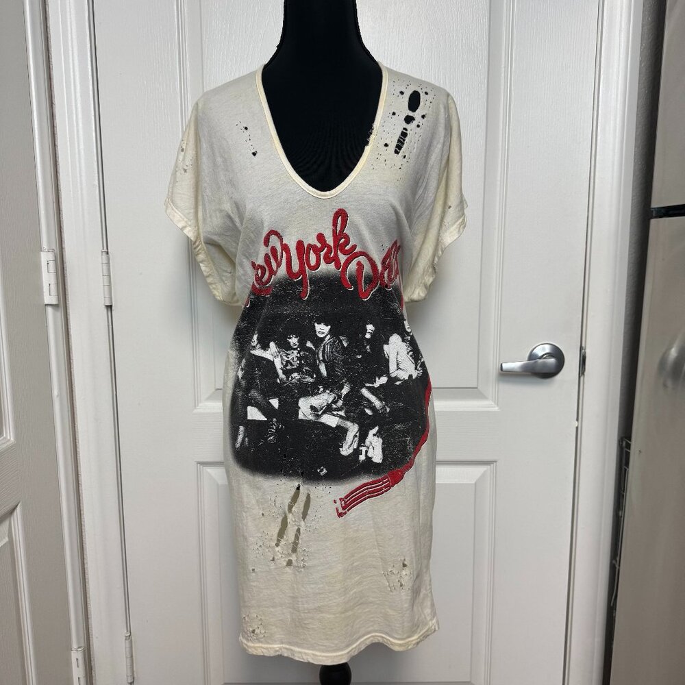 Prince Peter White Distressed “New York Doll” T-Shirt Dress – Size M
